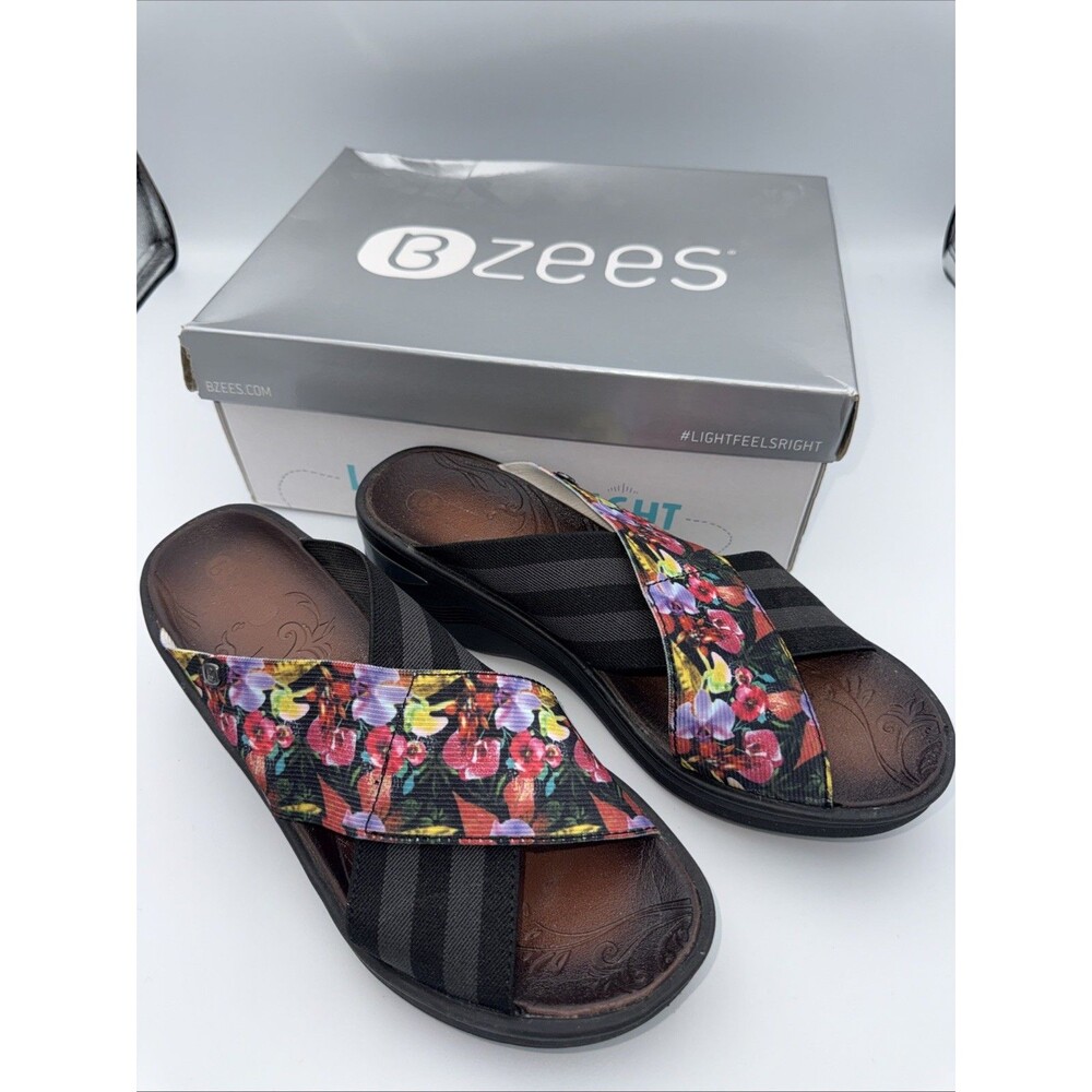 Bzees Desire 902169 Womens Sz 9 Wedge Heel Floral Stretch Strap Slide Sandals
